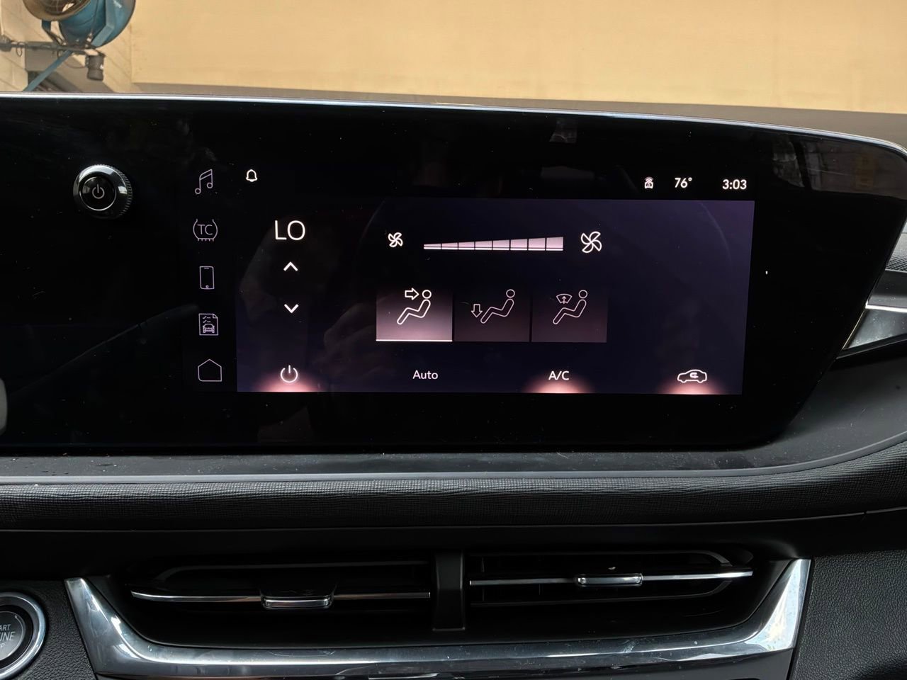 Used 2025 Buick Envista Preferred FWD image 28