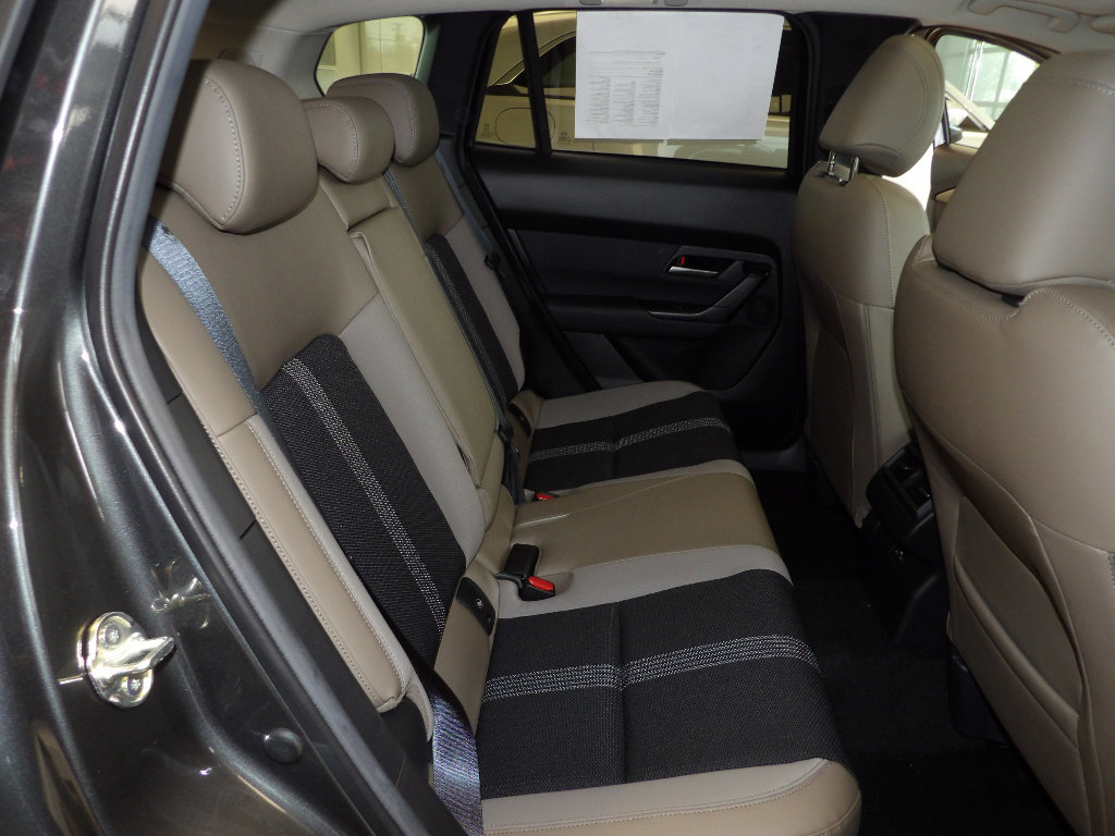 Certified 2025 MAZDA CX-50 AWD 2.5 S w/ Premium Package image 18
