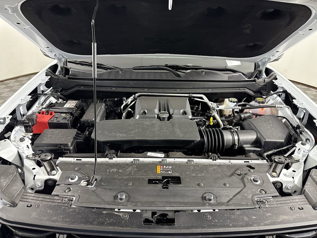 New 2025 GMC Canyon Elevation w/ Convenience Package image 30