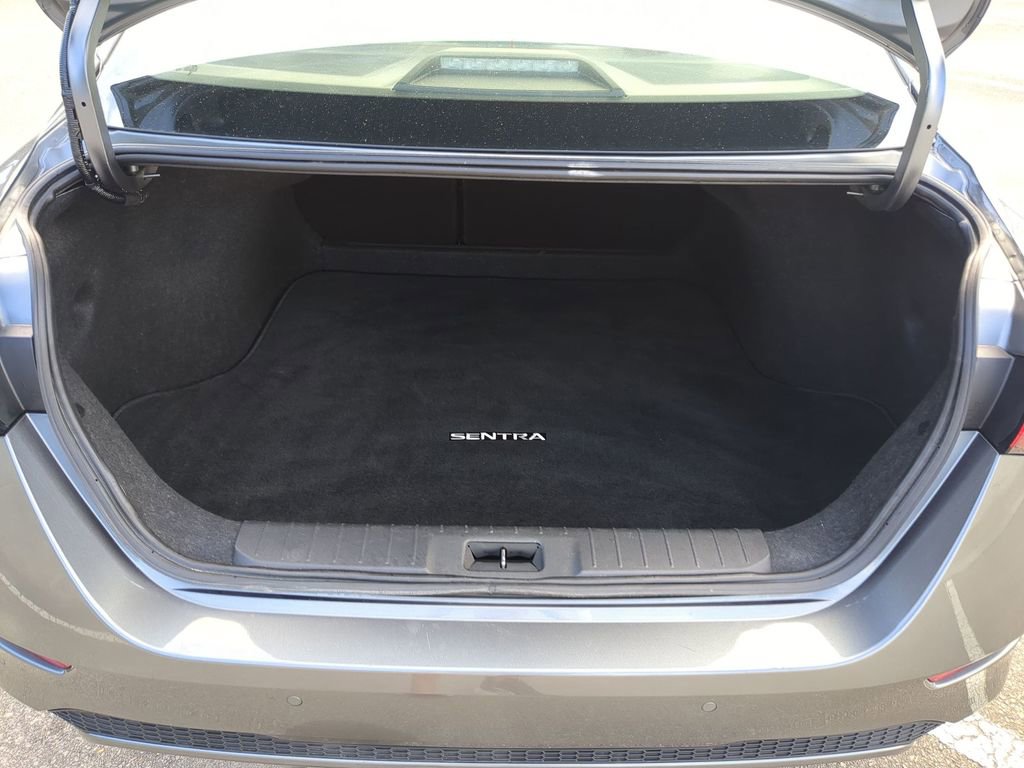 Used 2024 Nissan Sentra SV FWD image 31