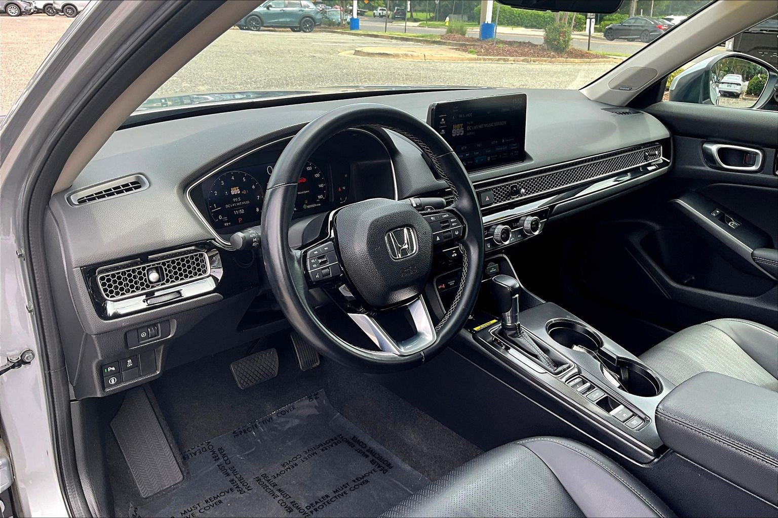 Used 2023 Honda Civic Touring image 13