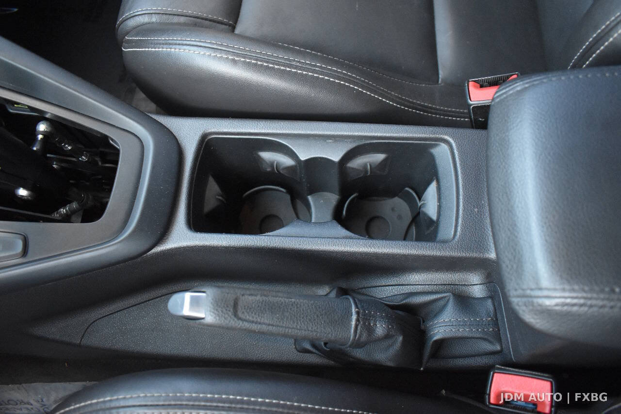 Used 2015 Ford Focus ST w/ Equipment Group 402A FWD image 29