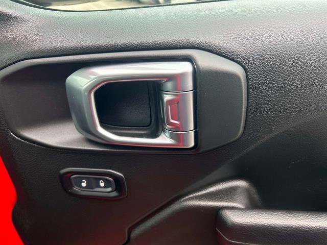 Certified 2023 Jeep Gladiator Sport image 16