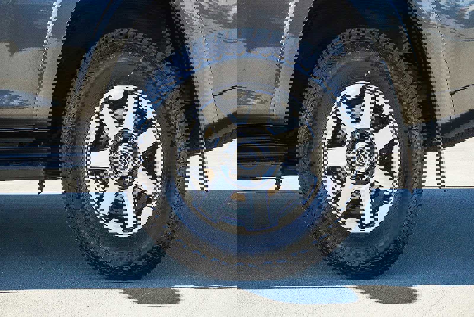 Used 2022 Toyota 4Runner TRD Off-Road Premium image 10