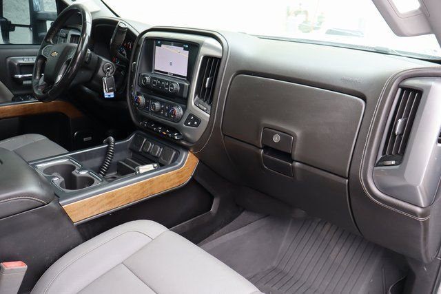 Used 2019 Chevrolet Silverado 3500 LTZ w/ Duramax Plus Package image 40