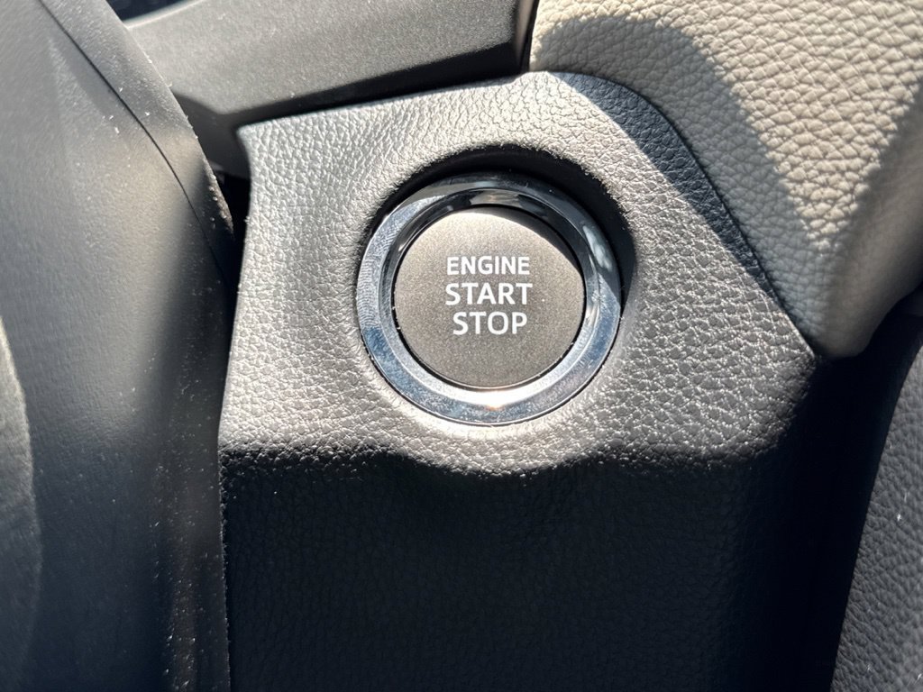 Used 2024 Toyota RAV4 XLE FWD image 16