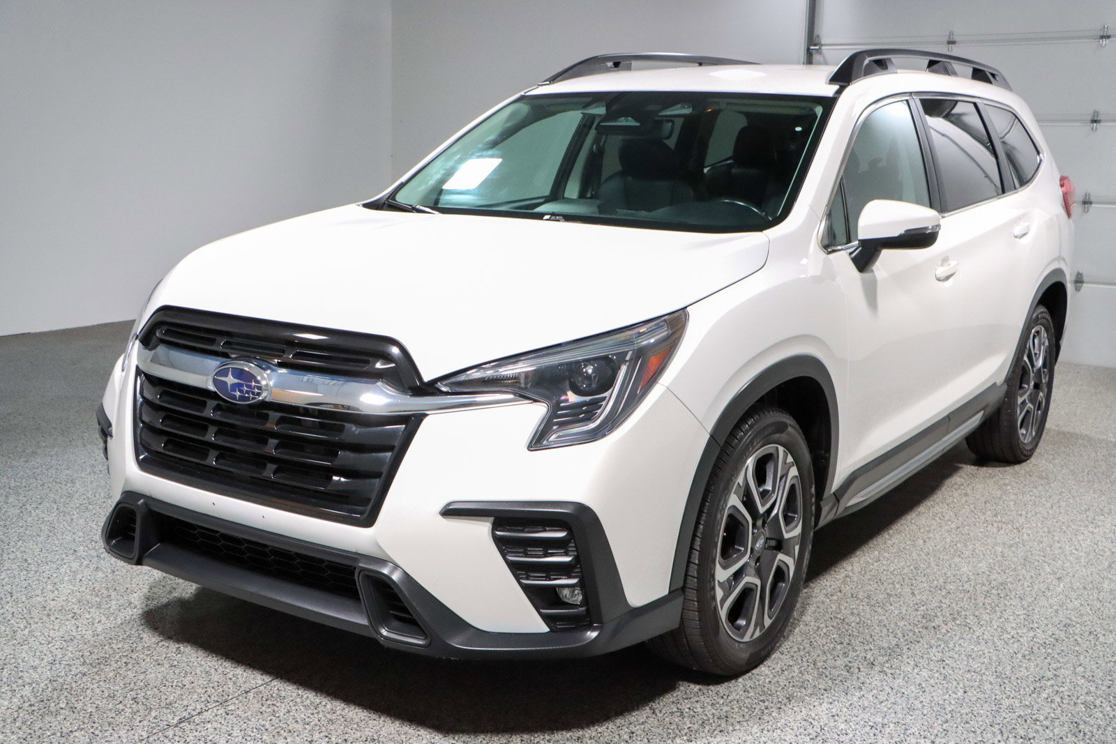 Used 2023 Subaru Ascent Limited AWD/4WD image 33