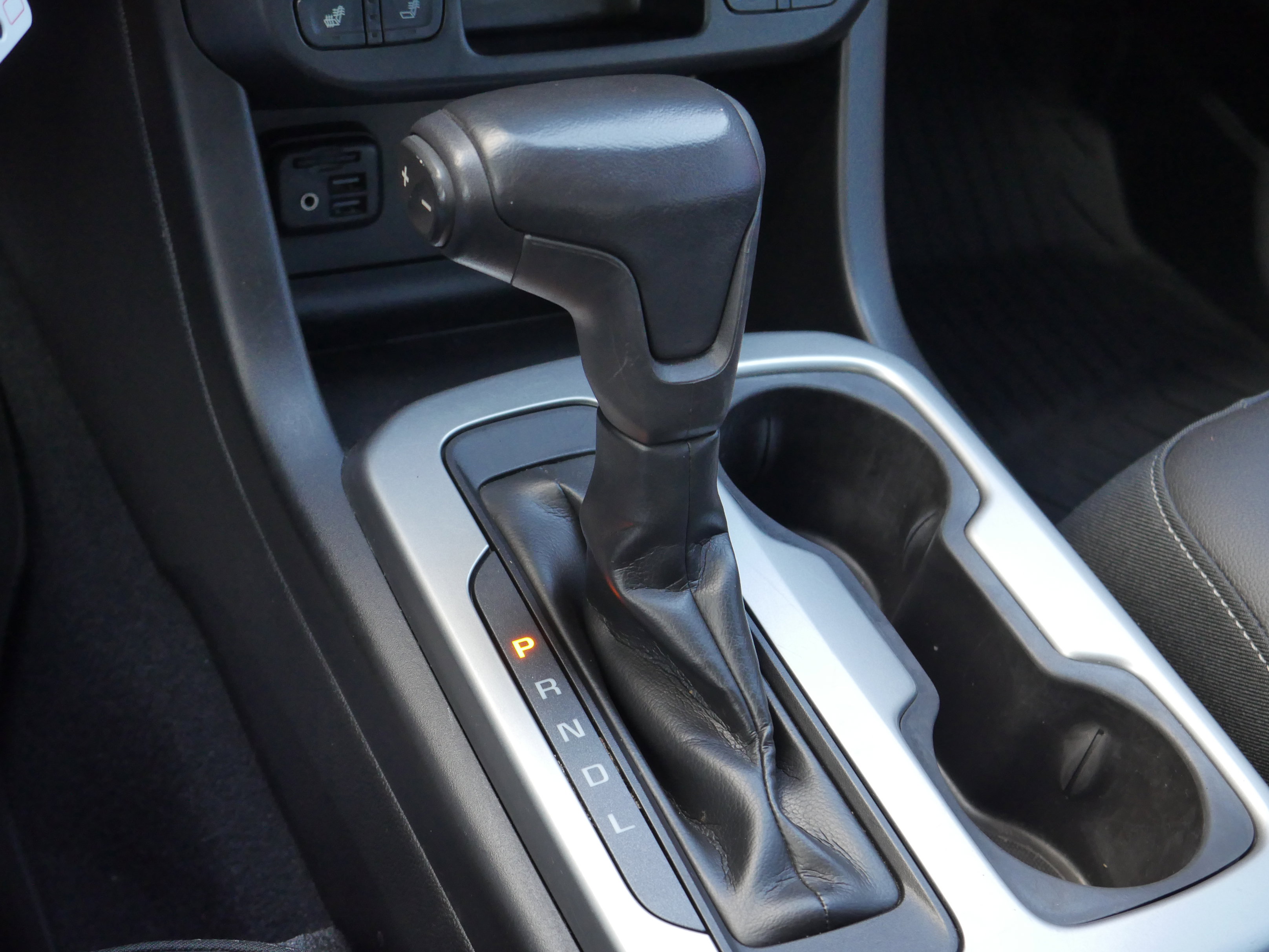 Used 2019 Chevrolet Colorado ZR2 w/ LPO, Power Package image 15