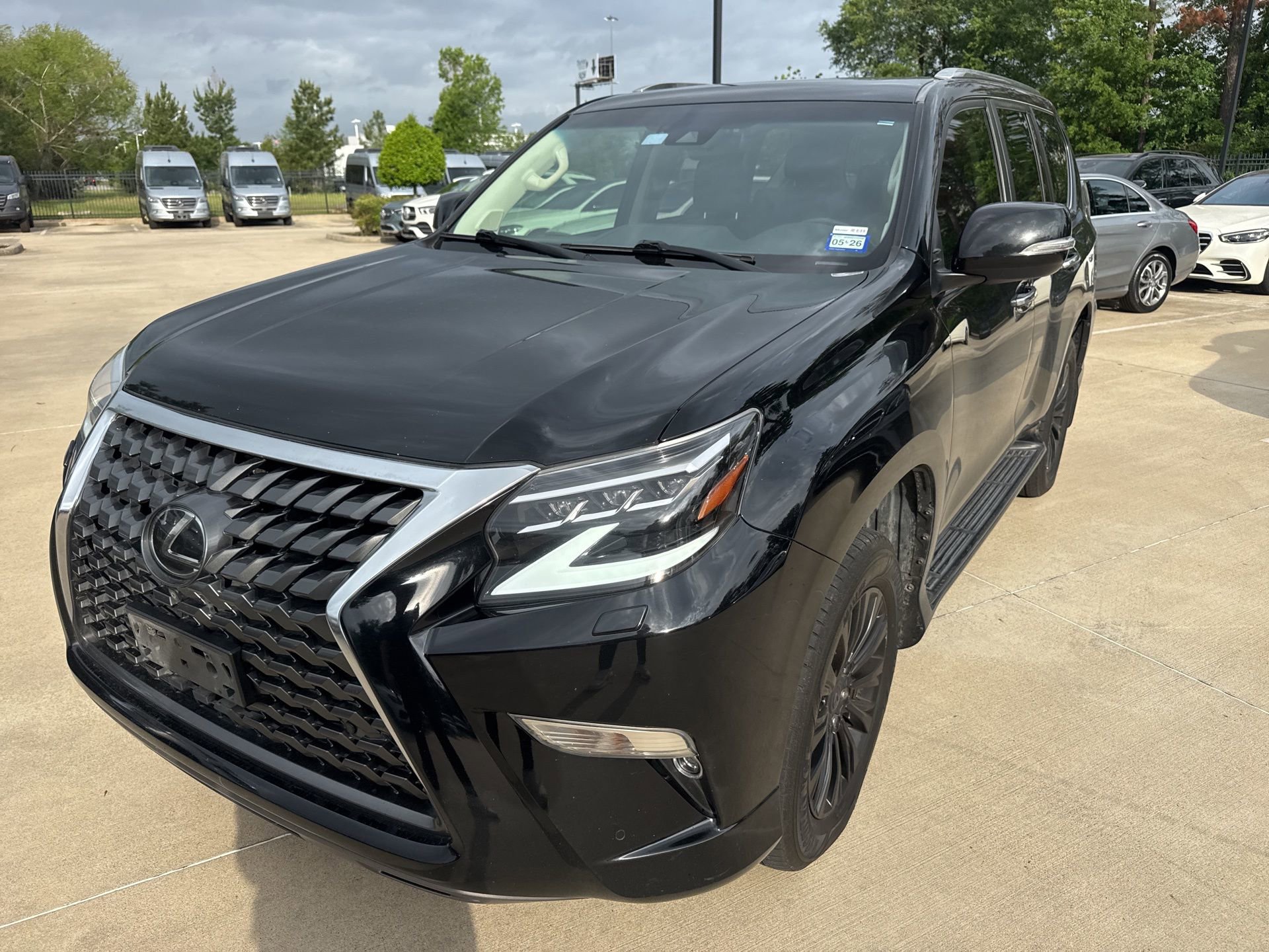 Used 2020 Lexus GX 460 Luxury w/ Accessory Package image 8