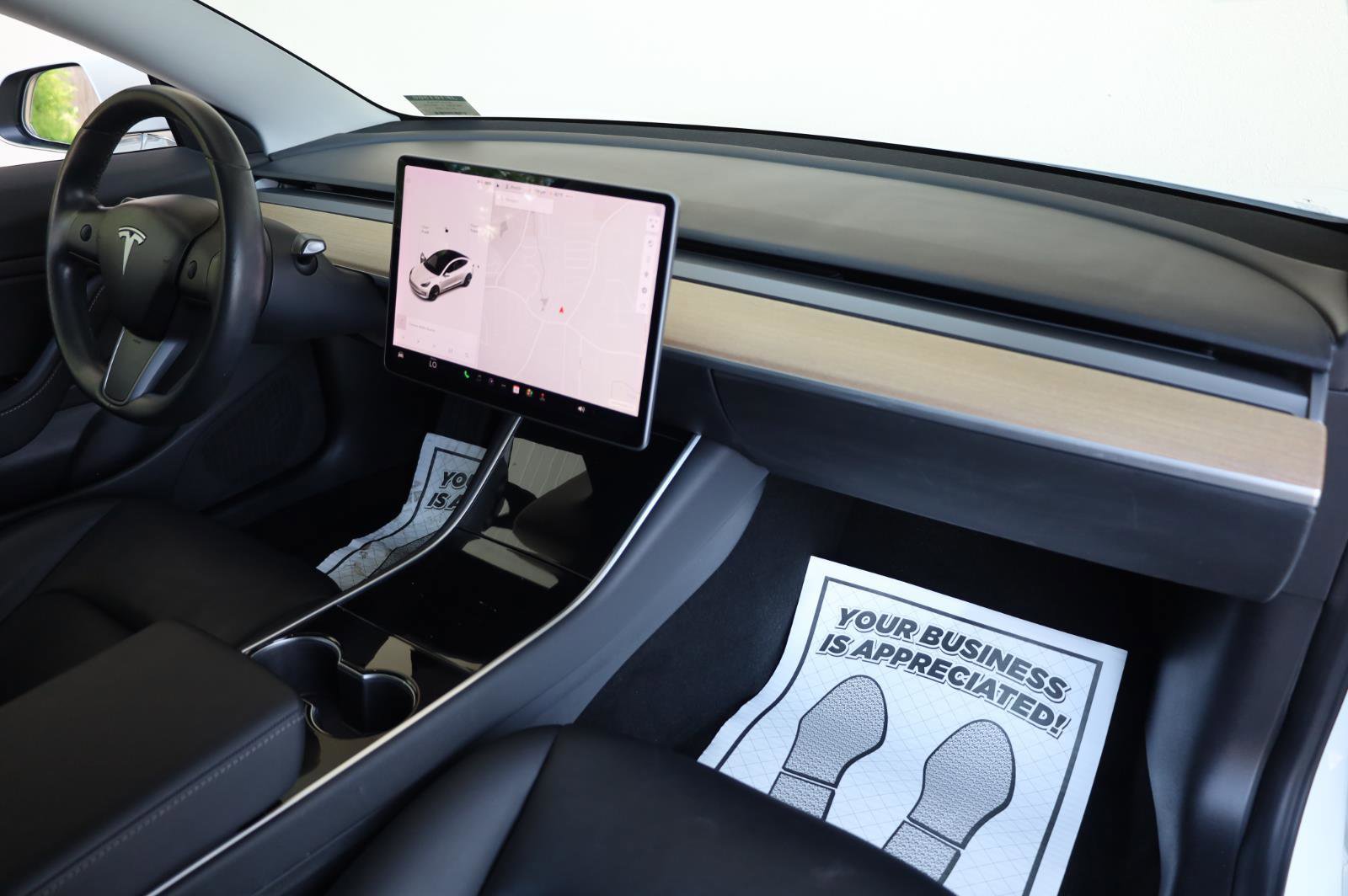 Used 2018 Tesla Model 3 Mid Range RWD image 31