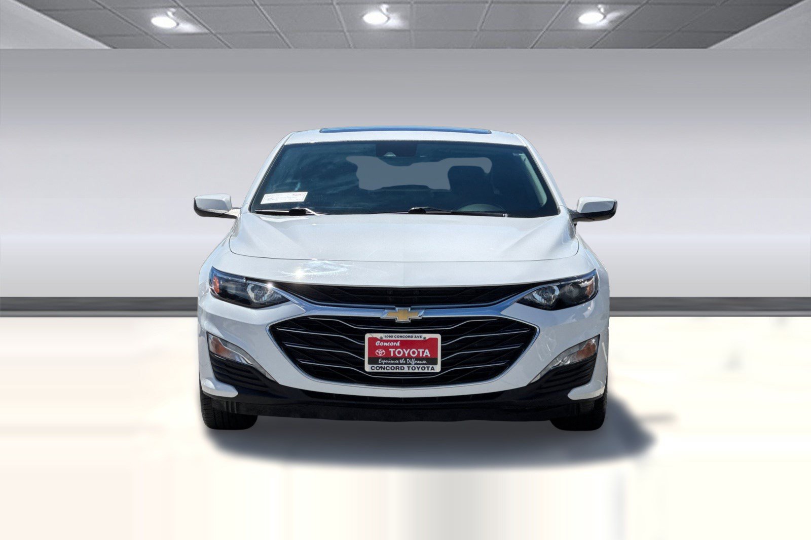 Used 2019 Chevrolet Malibu Hybrid w/ Leather Package FWD image 6