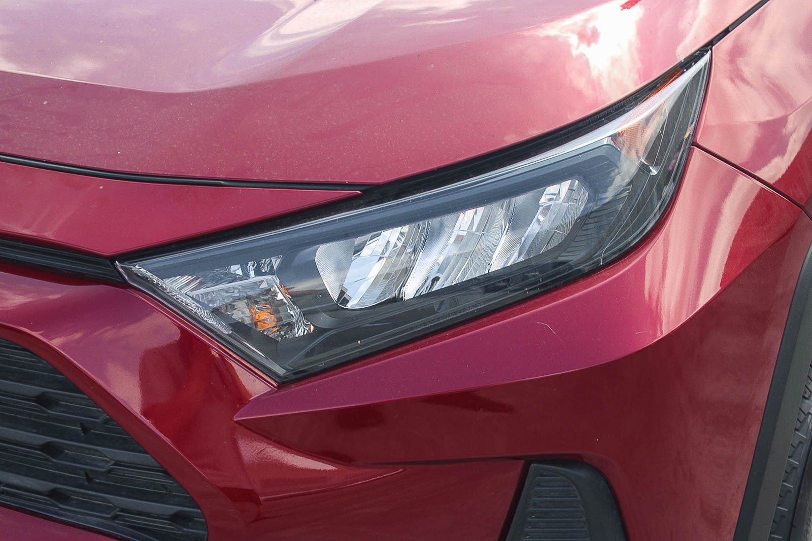 Certified 2022 Toyota RAV4 LE AWD/4WD image 6