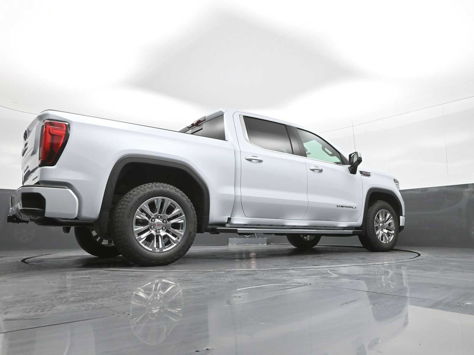New 2026 GMC Sierra 1500 Denali w/ Technology Package AWD/4WD image 52
