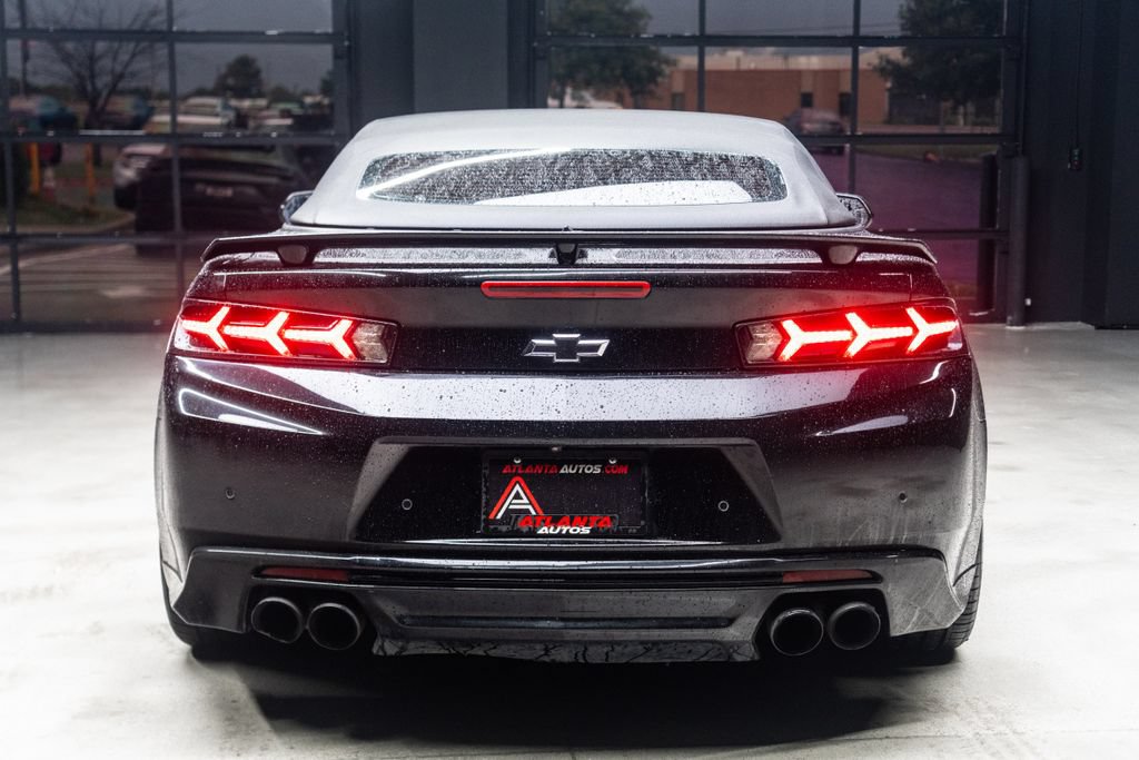 Used 2018 Chevrolet Camaro ZL1 RWD image 16