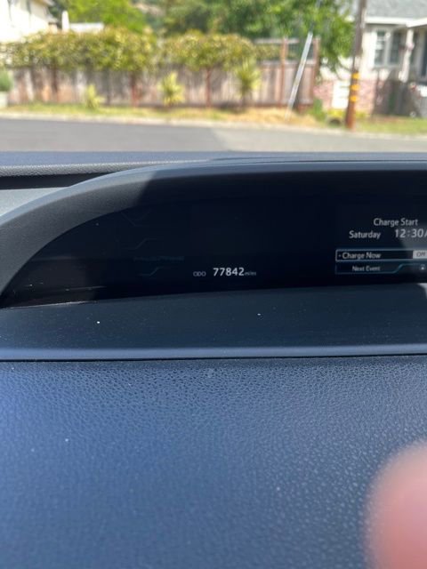 Used 2017 Toyota Prius Prime Advanced w/ Protection Package FWD image 4