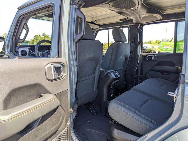 Certified 2025 Jeep Wrangler Unlimited Sahara AWD/4WD image 39