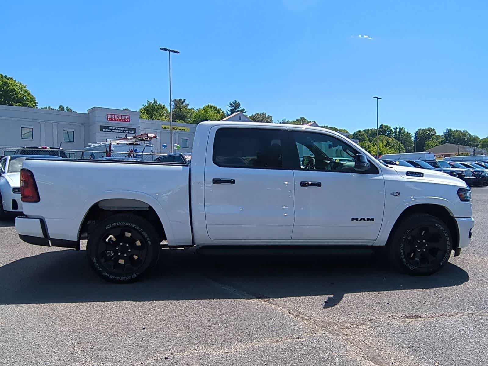 New 2026 RAM 1500 Big Horn AWD/4WD image 9