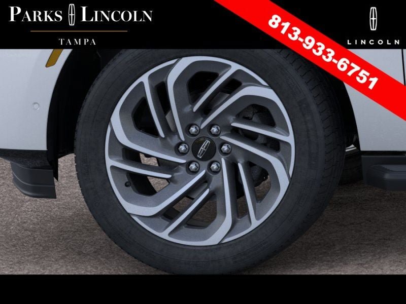 New 2026 Lincoln Navigator Premiere AWD/4WD image 19