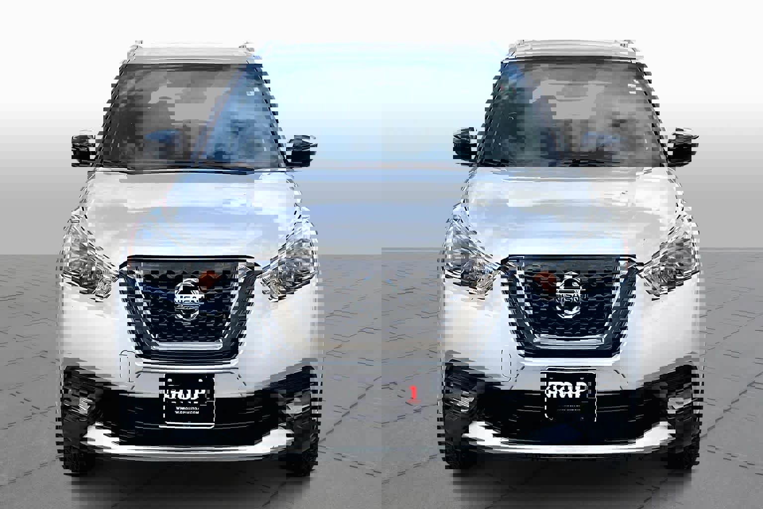 Used 2019 Nissan Kicks SR w/ SR Premium Package image 3