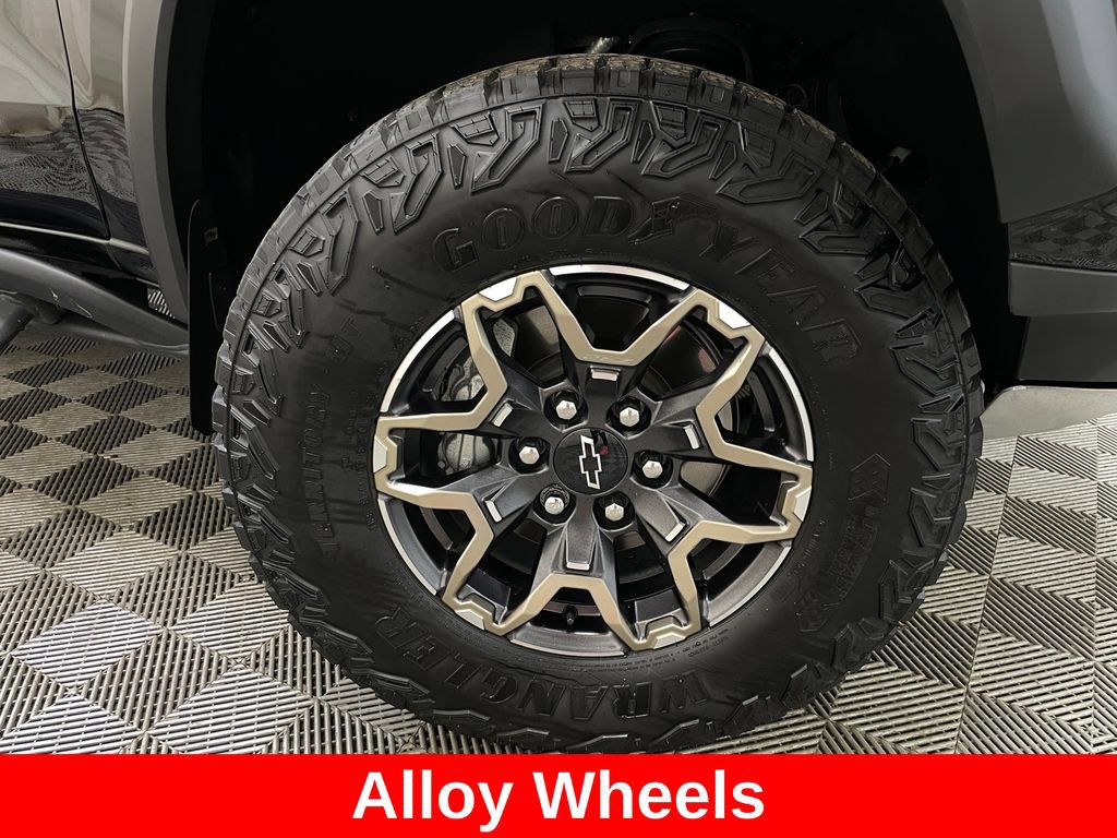 Used 2024 Chevrolet Colorado ZR2 w/ ZR2 Convenience Package III AWD/4WD image 52