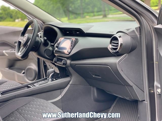 Used 2022 Nissan Kicks SV FWD image 16