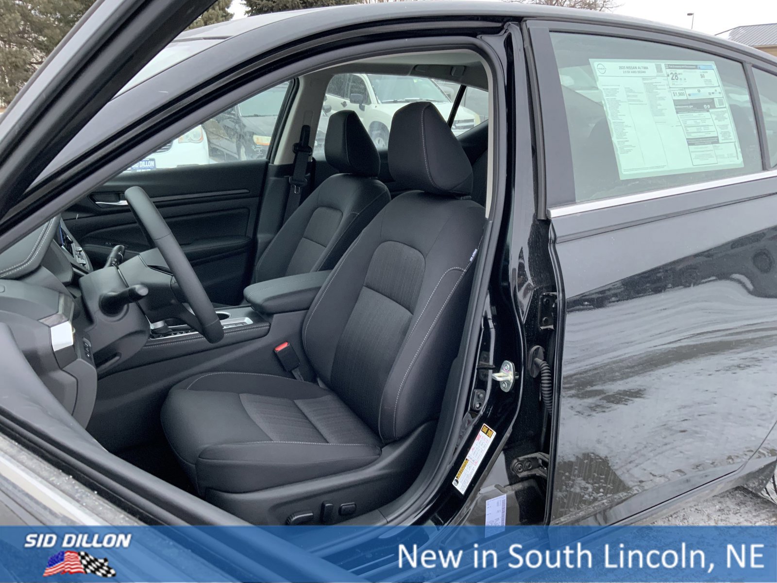 New 2025 Nissan Altima 2.5 SV w/ SV Premium Package image 9