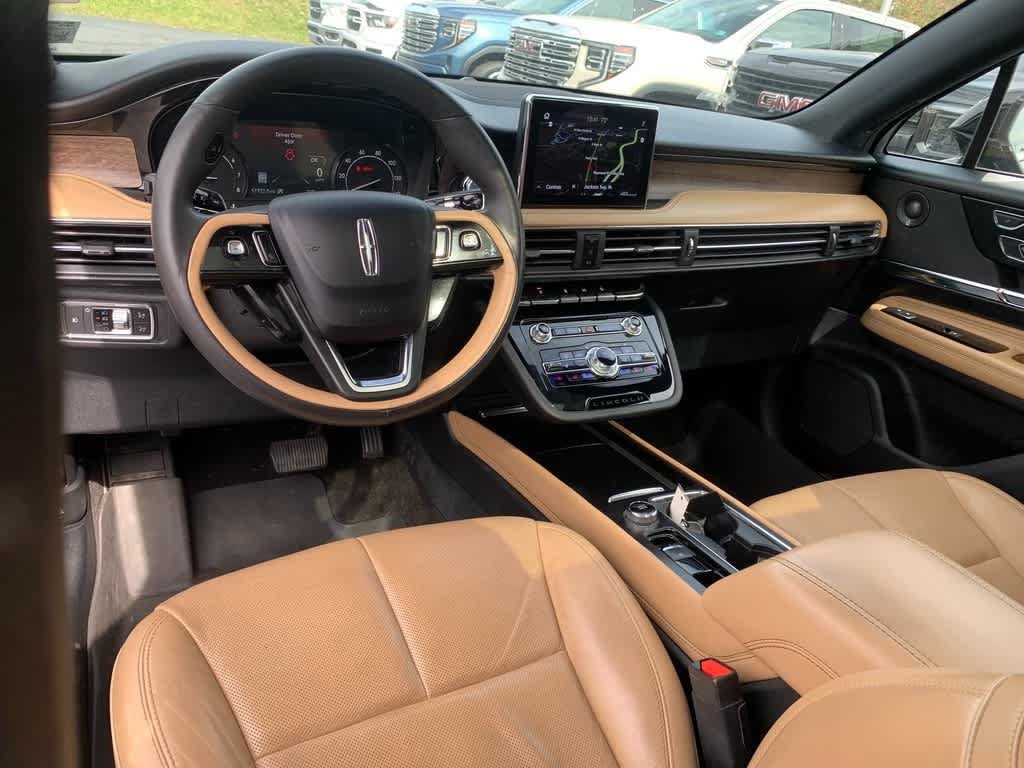 Used 2020 Lincoln Corsair Reserve w/ Equipment Group 201A AWD/4WD image 17