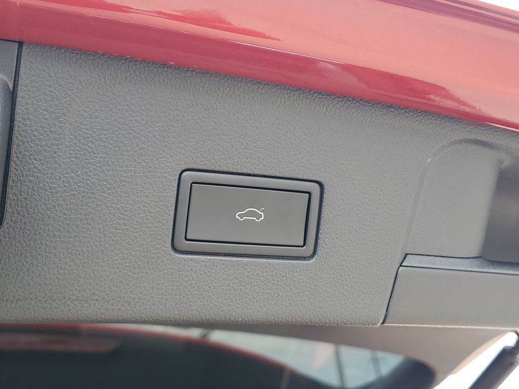 Used 2024 Volkswagen Atlas SE image 8