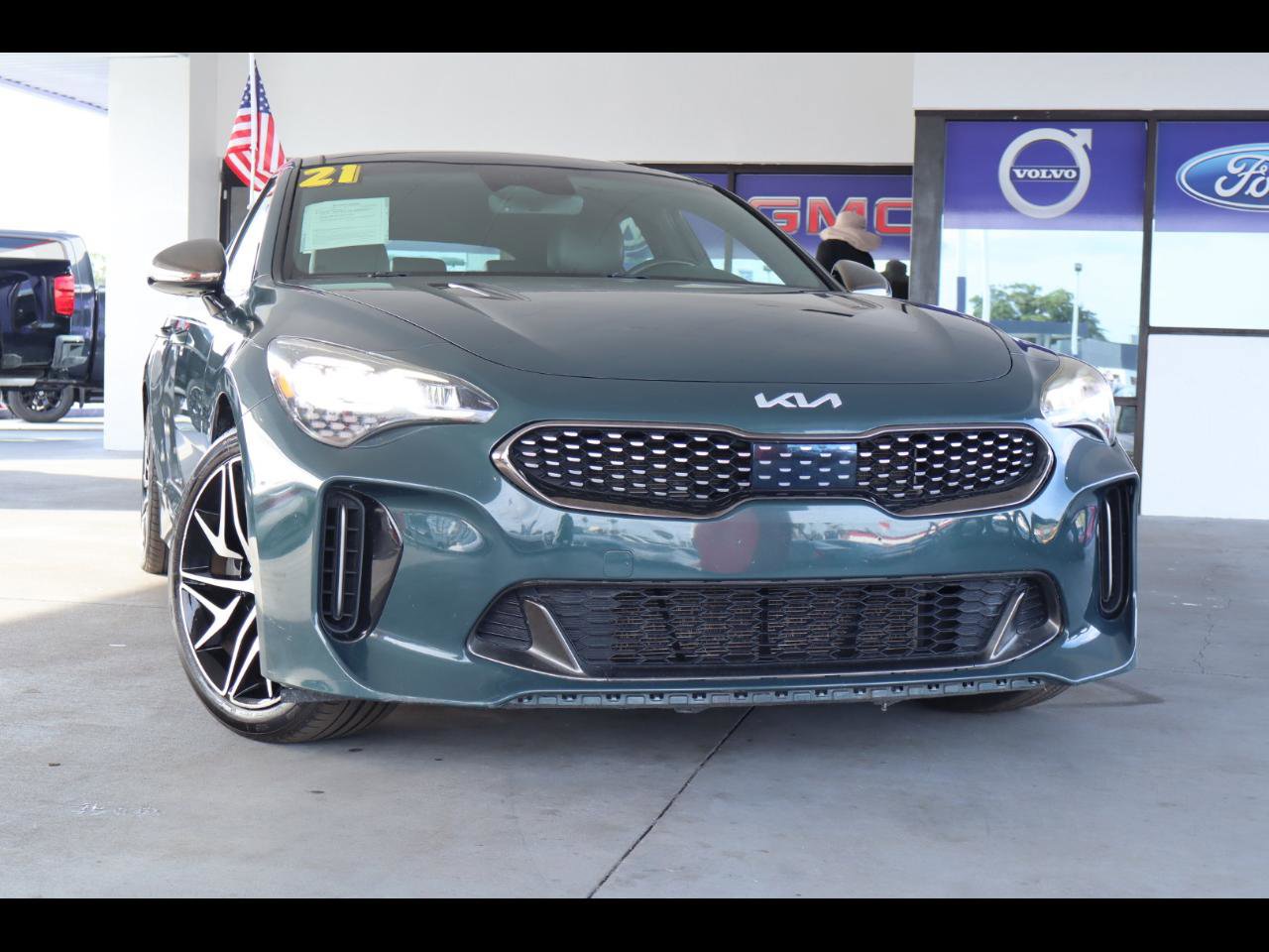 Used 2022 Kia Stinger GT-Line w/ Sun & Sound Package RWD image 1
