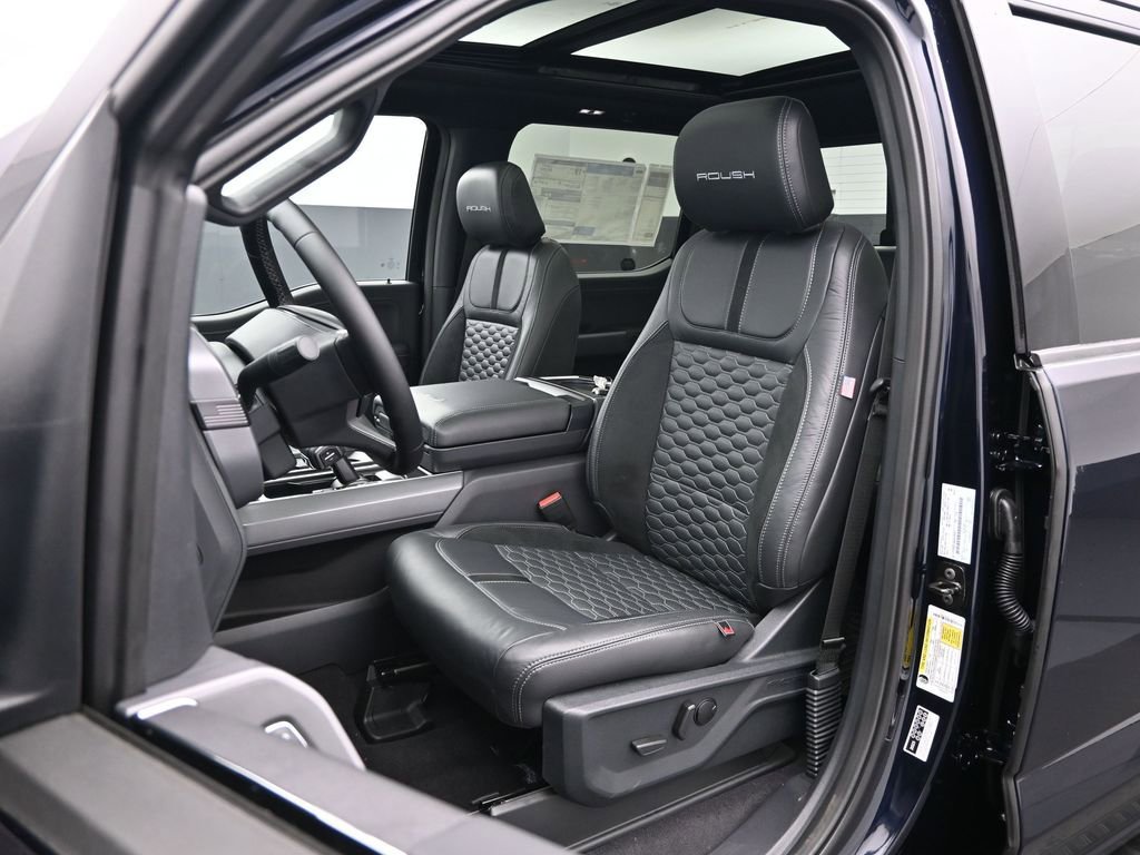 New 2025 Ford F150 XLT w/ Equipment Group 303A High image 8