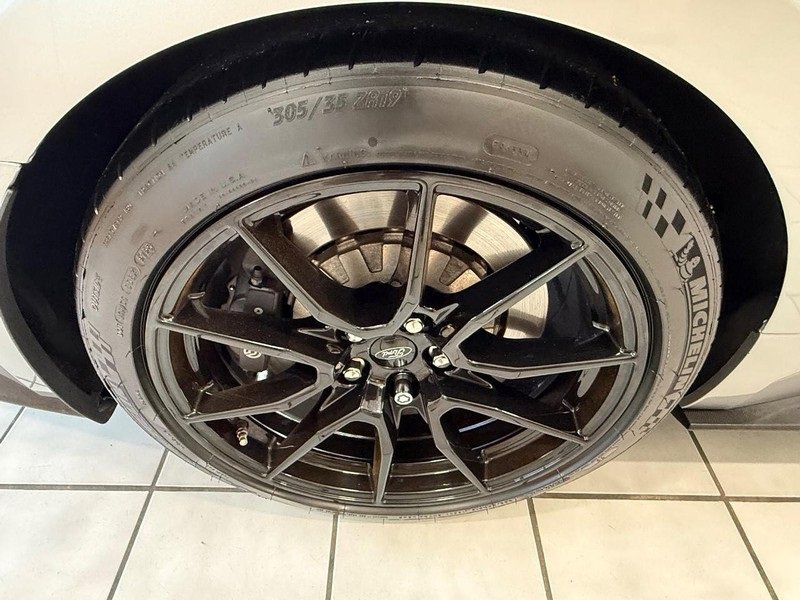 Certified 2020 Ford Mustang Shelby GT350 w/ Technology Package image 4