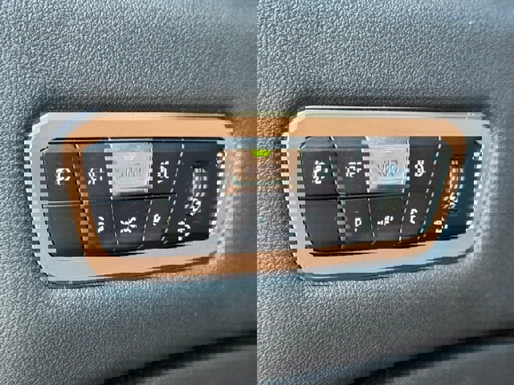 Used 2019 BMW X7 xDrive40i w/ Premium Package image 23