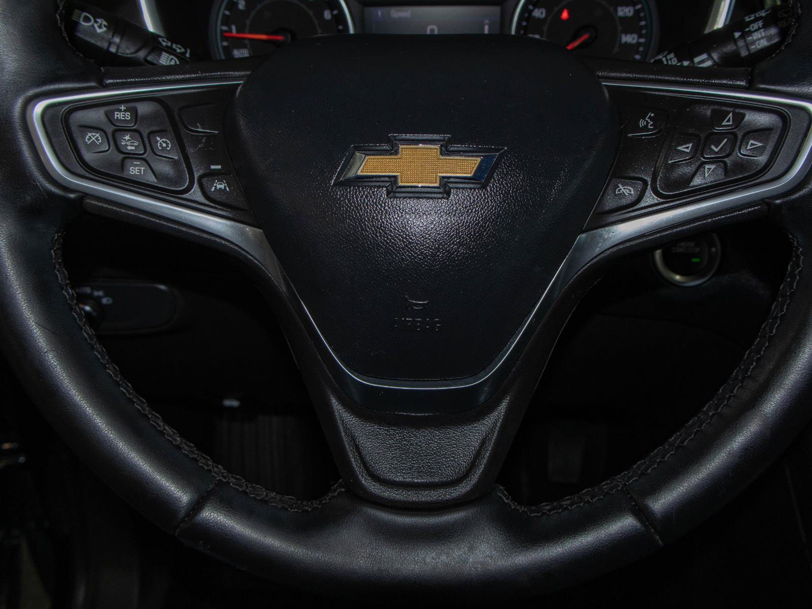 Used 2023 Chevrolet Equinox LT image 11