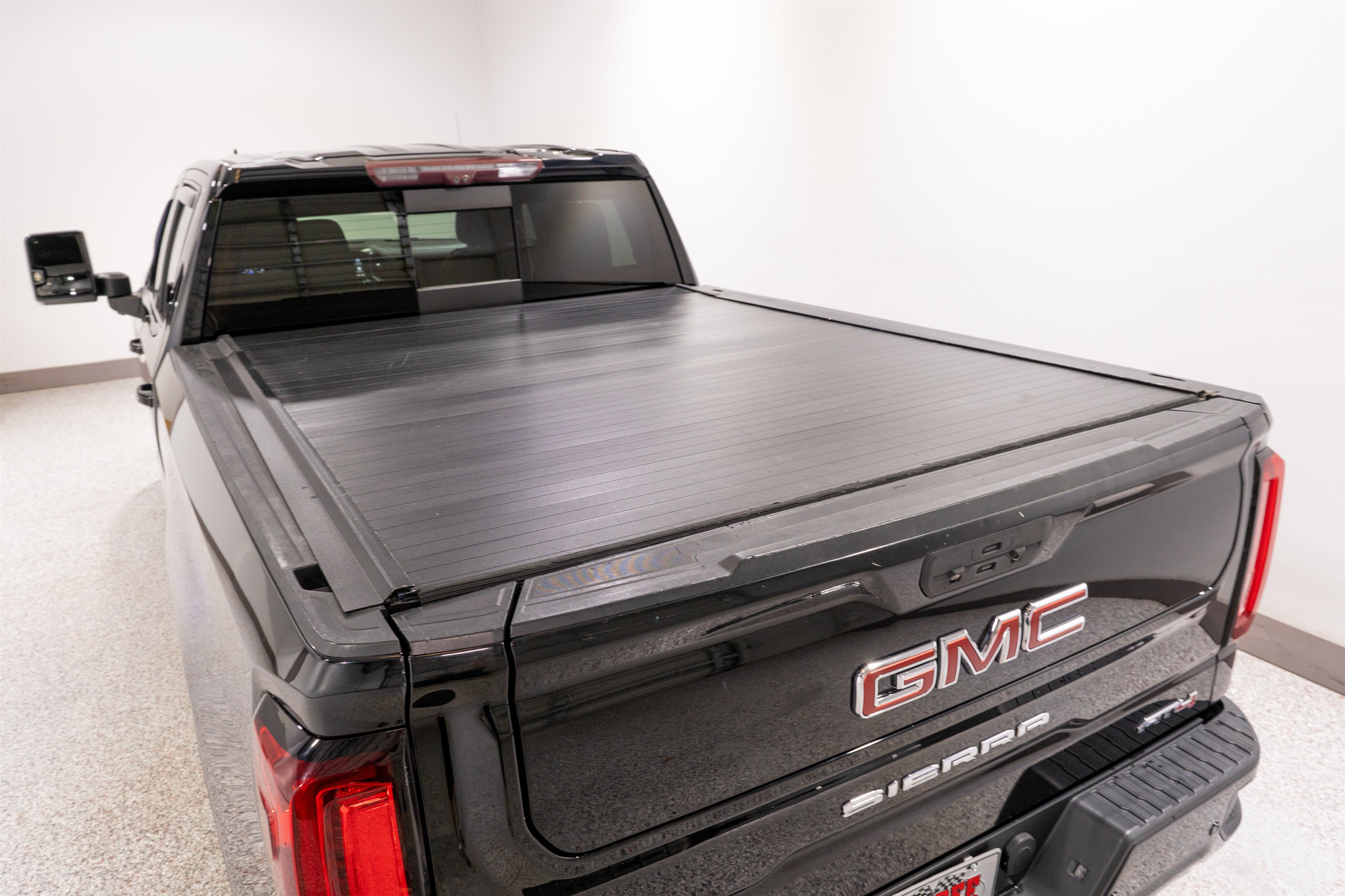 Used 2021 GMC Sierra 1500 AT4 w/ Technology Package AWD/4WD image 11