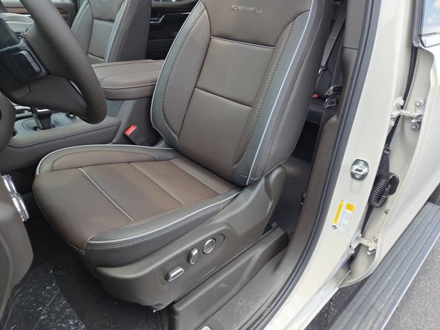 New 2026 GMC Sierra 1500 Denali w/ Denali Reserve Package AWD/4WD image 26