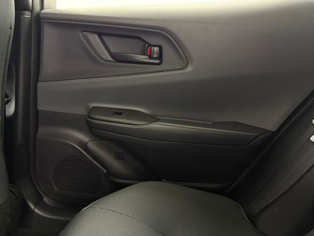 Used 2025 Toyota Prius LE FWD image 34