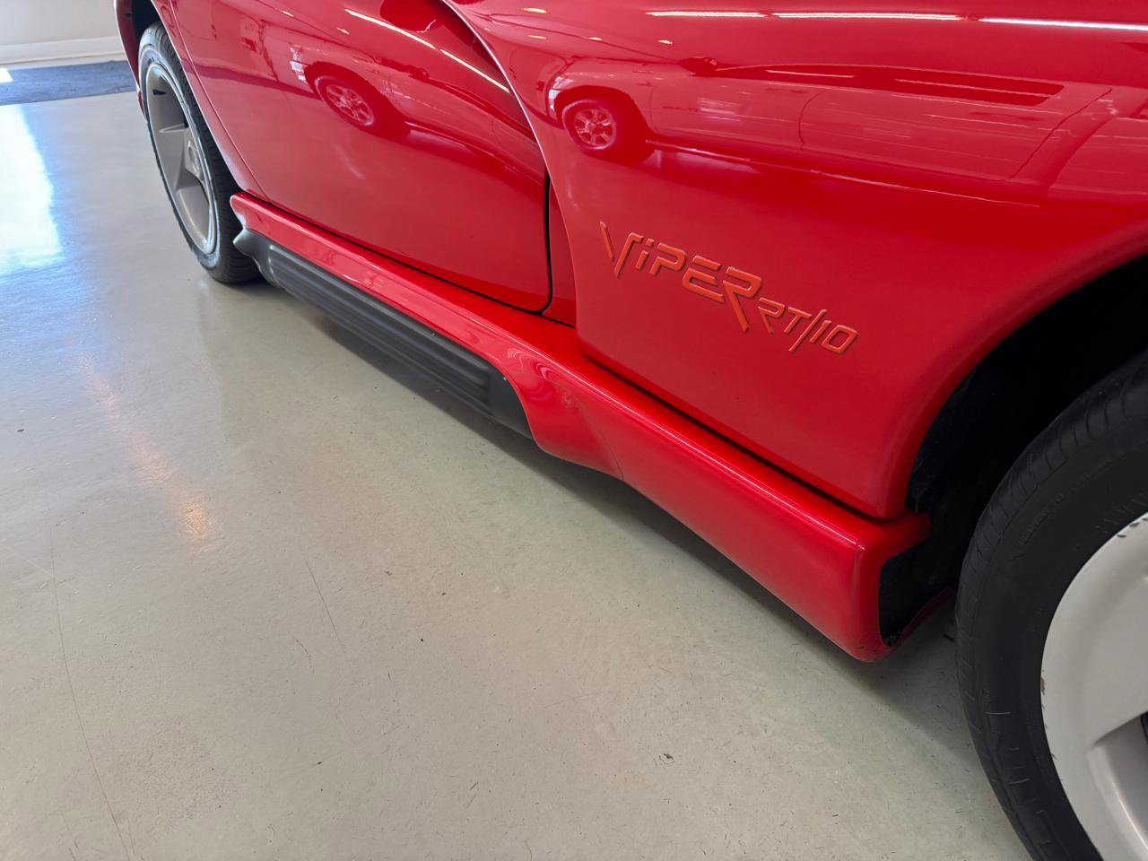 Used 1994 Dodge Viper RT/10 RWD image 27