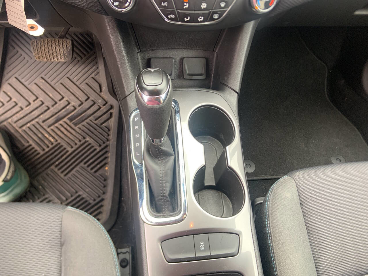 Used 2016 Chevrolet Cruze LT image 8