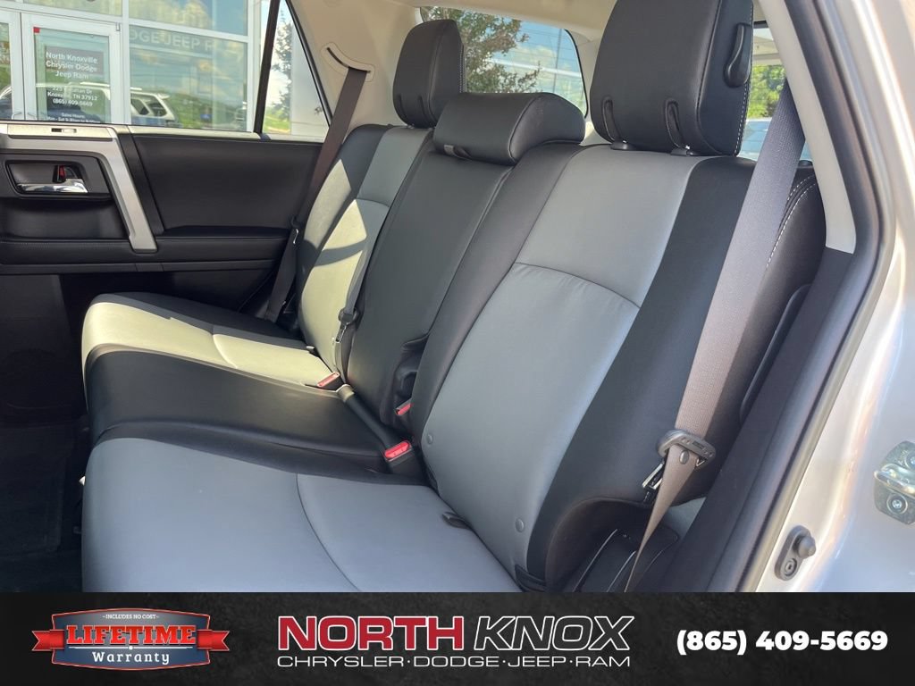 Used 2022 Toyota 4Runner SR5 Premium RWD image 14