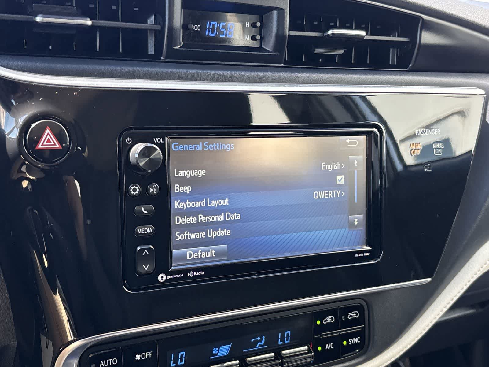 Used 2018 Toyota Corolla iM FWD image 19