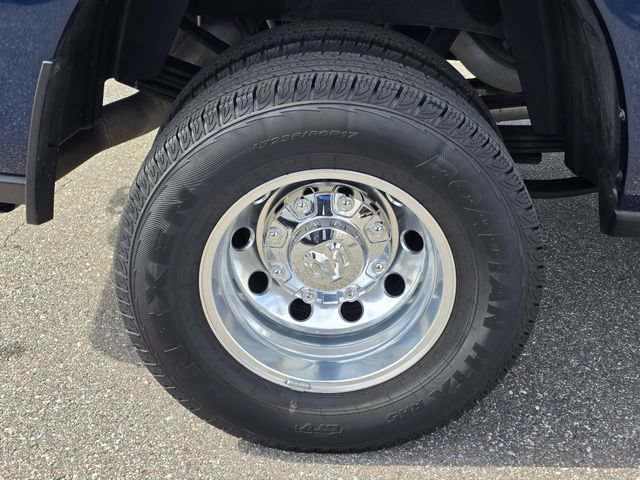 Used 2024 RAM 3500 Laramie AWD/4WD image 5
