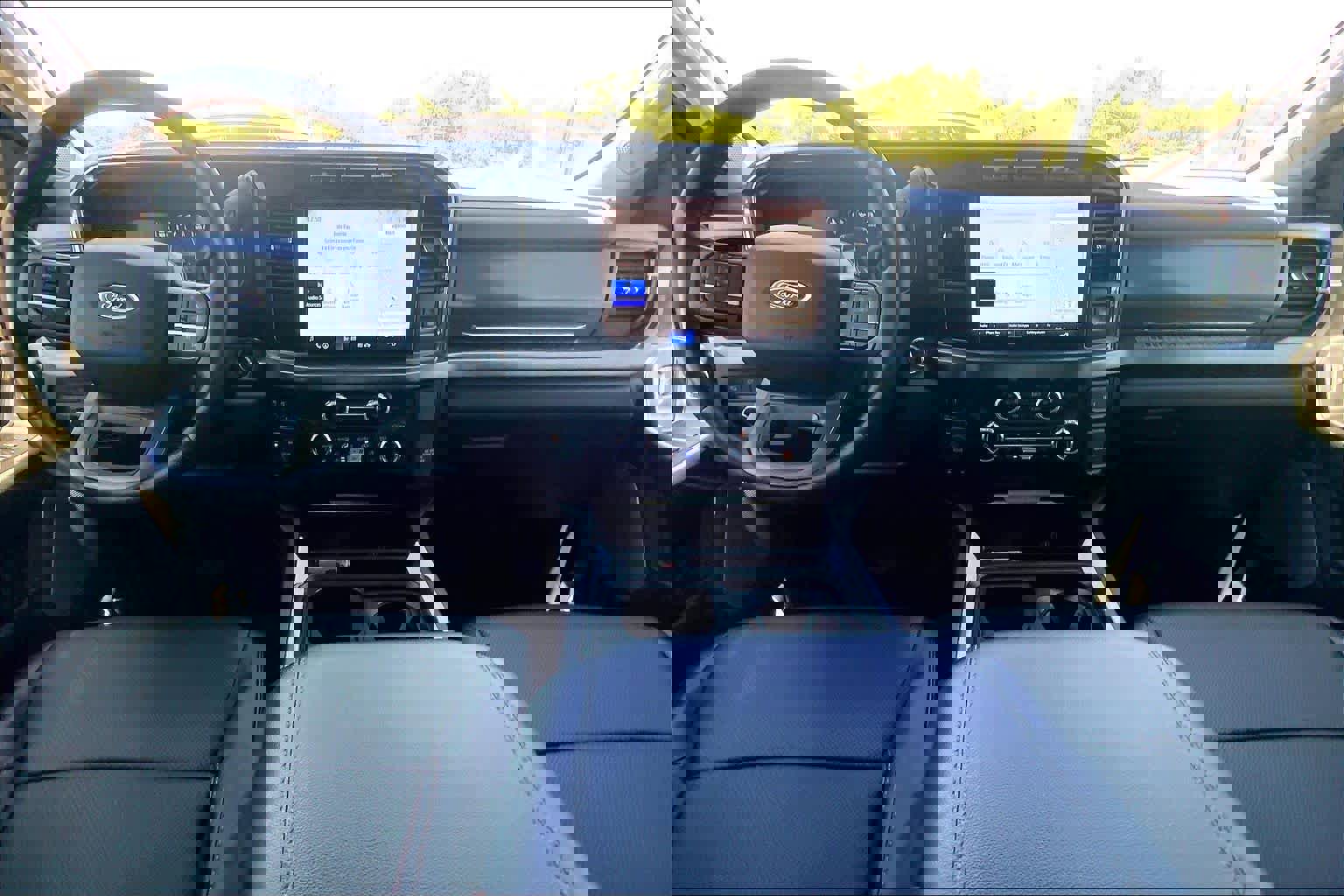 Used 2024 Ford F250 Lariat w/ FX4 Off-Road Package image 15