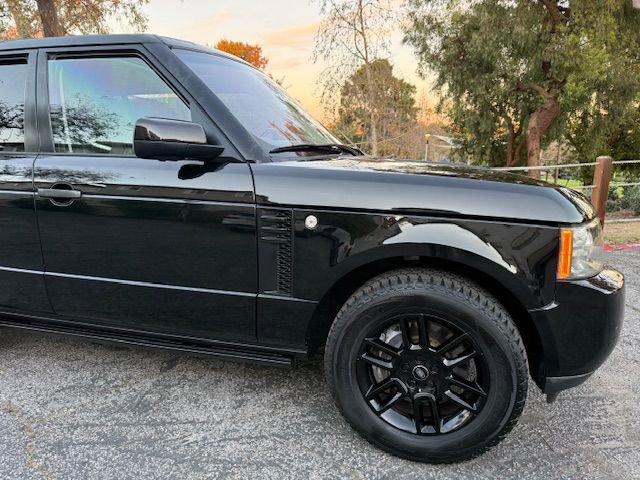 Used 2010 Land Rover Range Rover Supercharged image 14