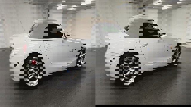 Used 2007 BMW Z4 3.0si image 9