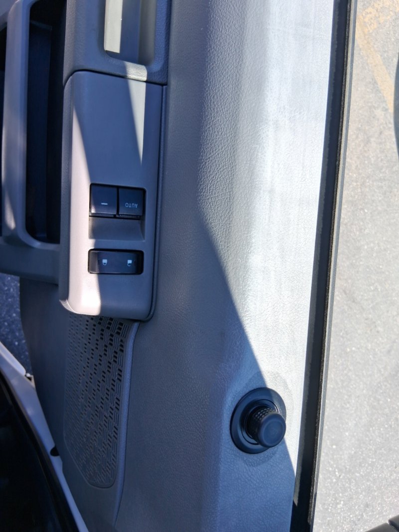 Used 2013 Ford E-150 and Econoline 150 RWD image 13