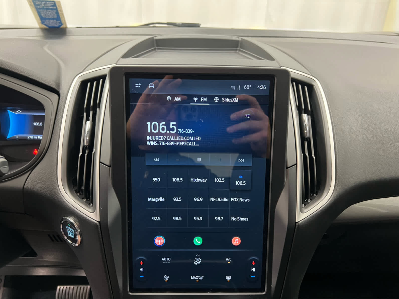 Used 2024 Ford Edge SE w/ Black Appearance Package image 26