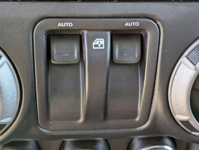 Used 2016 Jeep Wrangler Sport image 20