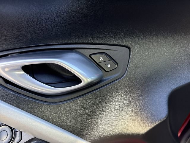 Used 2022 Chevrolet Camaro SS image 31