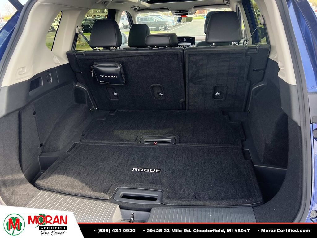 Used 2023 Nissan Rogue Platinum w/ Platinum Premium Package AWD/4WD image 12