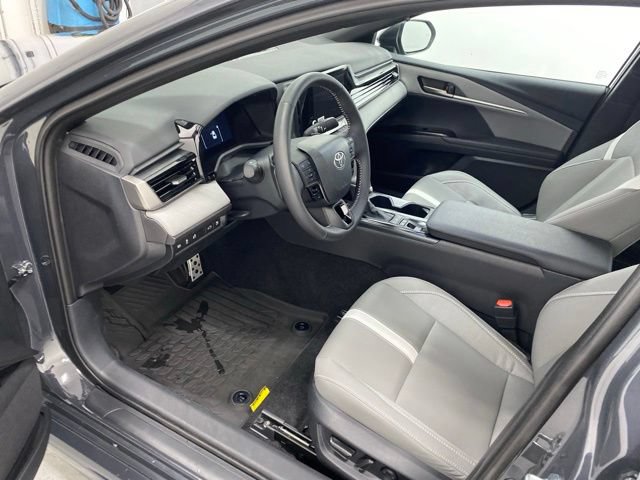 Used 2026 Toyota Camry SE AWD/4WD image 11